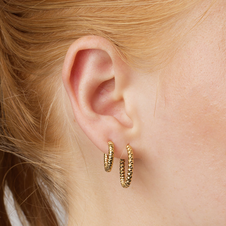 トルン - フープイヤリング 16mm ステンレススチール