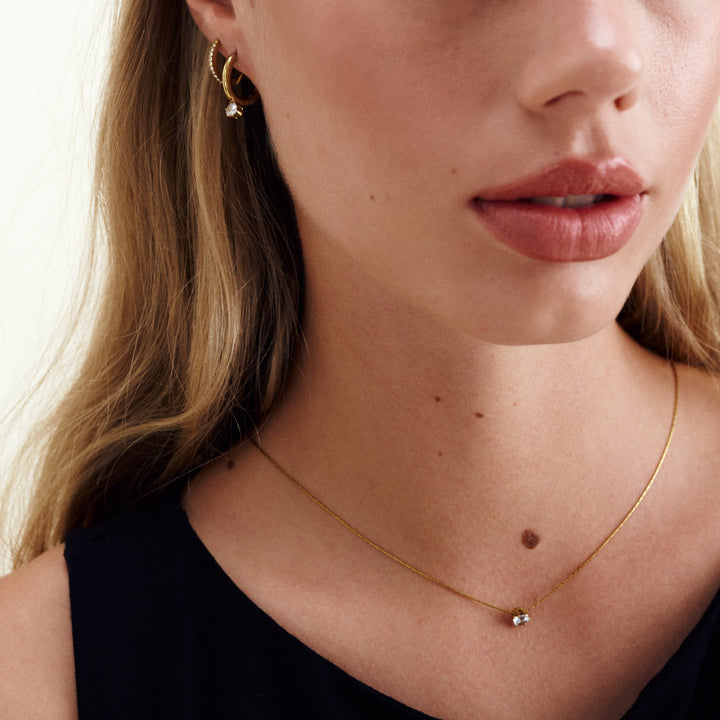 Lynne - クリスタル ネックレス ステンレススチール