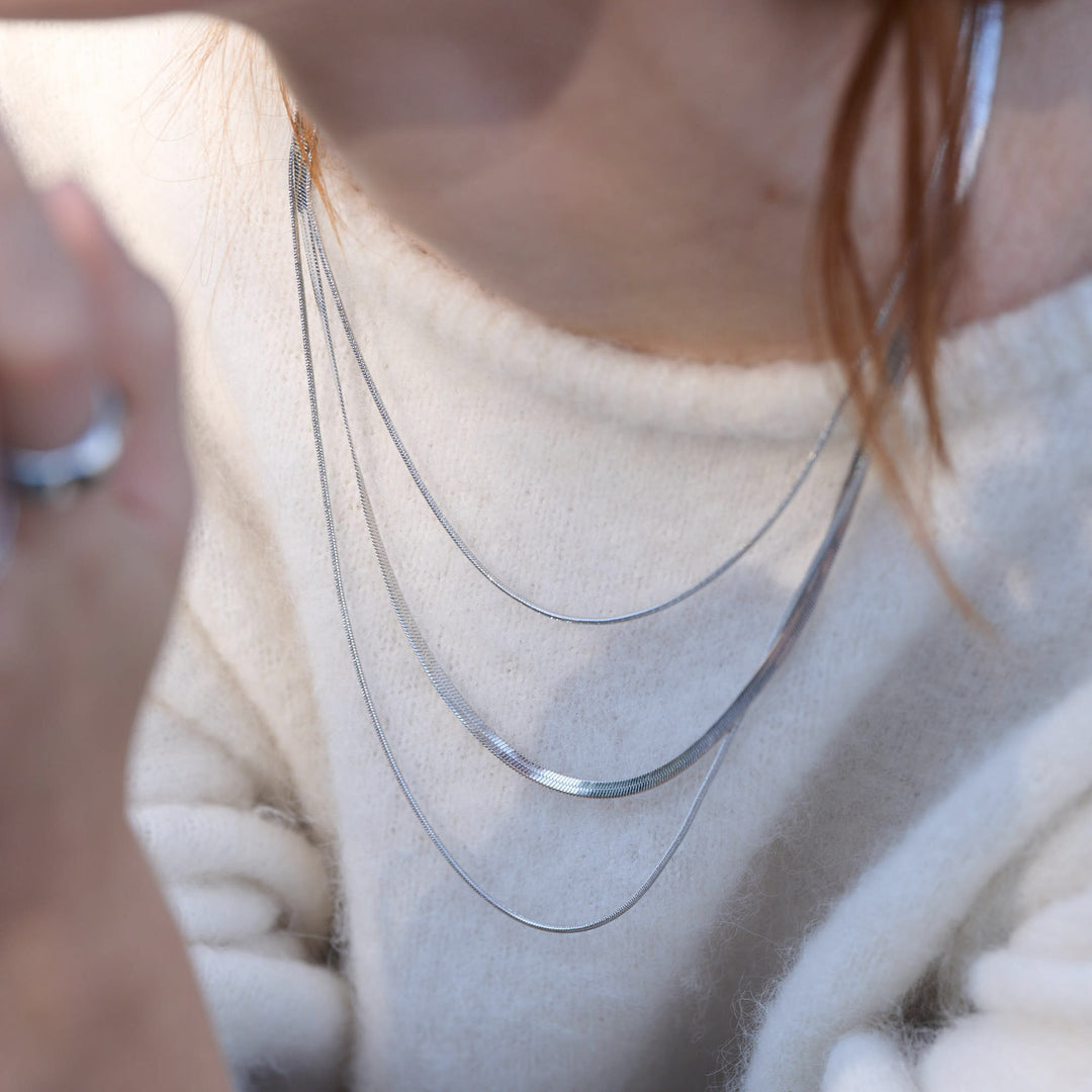 マチルダ - トリプルチェーンネックレス ステンレススチール