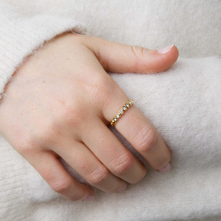 ペルニラ - クリスタルリング ステンレススチール