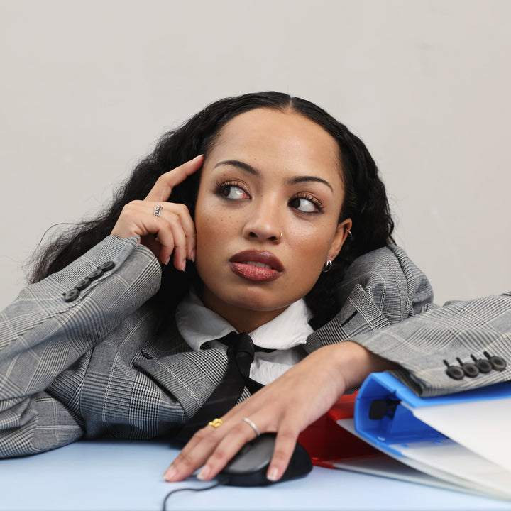 マギー - ストラクチャーリング ステンレススチール