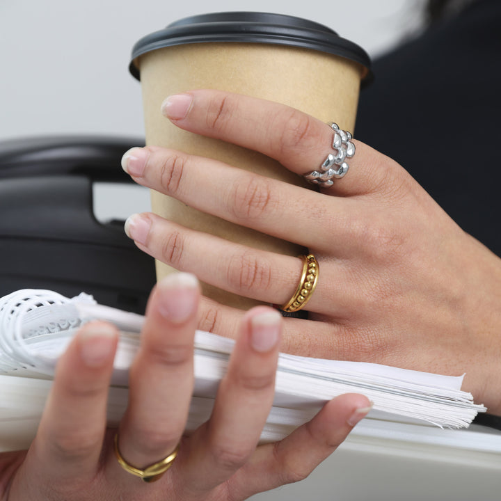 マギー - ストラクチャーリング ステンレススチール