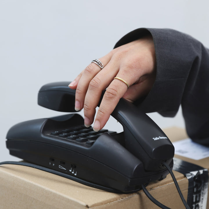 シグルン - 繊細なリング ステンレススチール