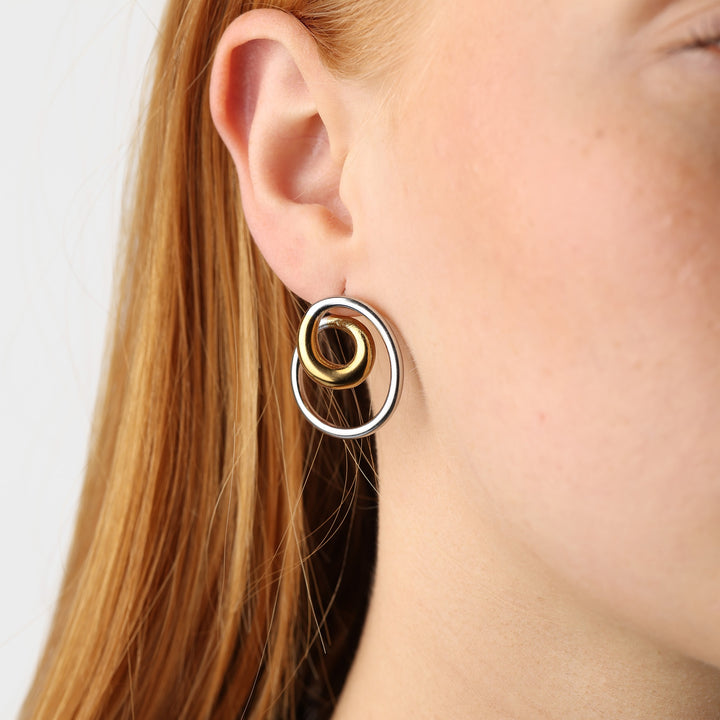 ララ - スワールスタッドピアス ステンレススチール