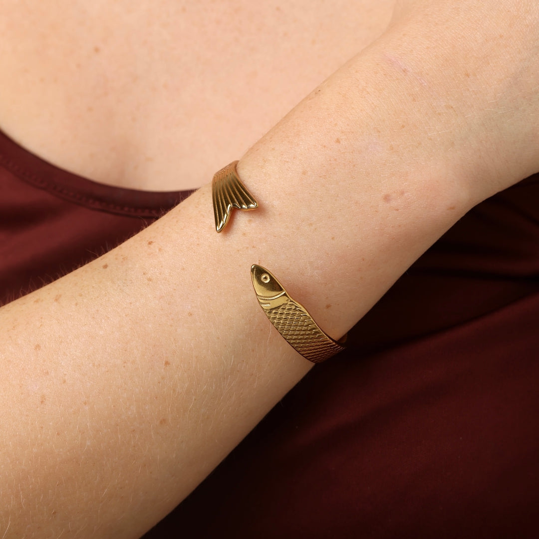 Erle - Fish Bangle Bracelet Stainless Steel